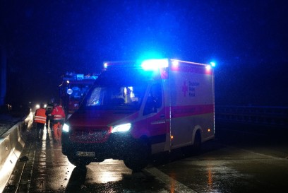 Weilheim A8: Zwei Verkehrsunfaelle in kuerzester Zeit - Streifenwagen beteiligt