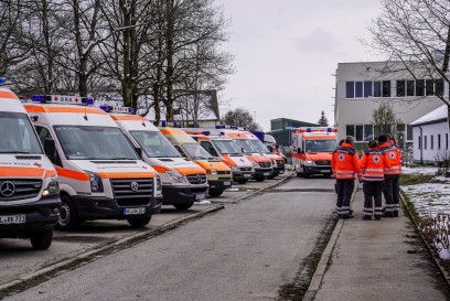 Flughafen Memmingen: Ukrainisches Waisenhaus evakuiert und in Bayern untergebracht
