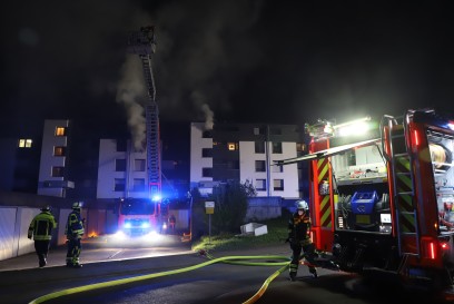 Dettingen: Brand in Mehrfamilienhaus
