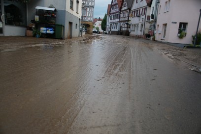 Oberstenfeld/Bottwartal: Hochwasser nach Strak regen und Hagel