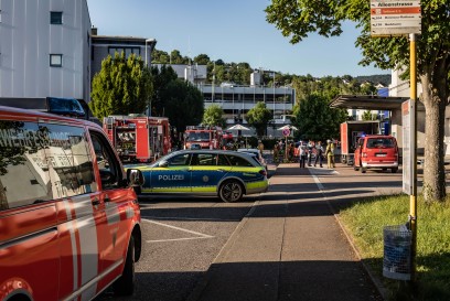 Esslingen-Zell: Brand in Firmengebaeude 