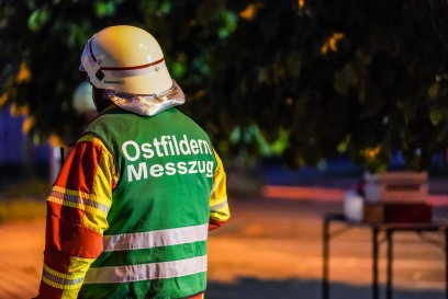 A8/Denkendorf: Mulde mit Aluminiumschlacke reagiert auf Parkplatz und bildet Ammoniak - Tank- und Rastanlange evakuiert und gesperrt