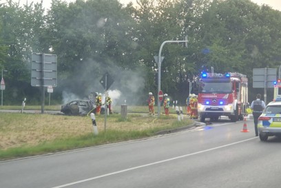 B27/Filderstadt: Fahrzeug in Brand geraten