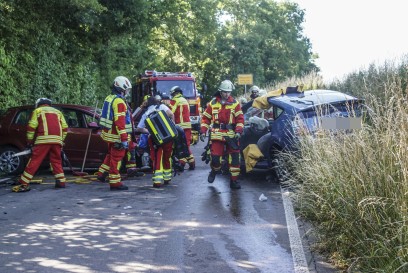 Ehningen-Mauren: Schwerer Frontalzusammenstoss fordert zwei Verletzte