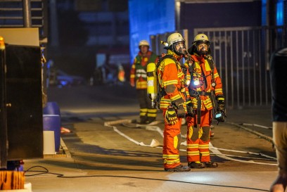 Koengen: Chemische Reaktion in Firma loest Feuerwehreinsatz aus