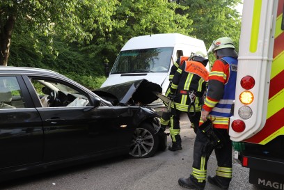 Gammelshausen: Frontal Crash fordert Schwer Verletzten