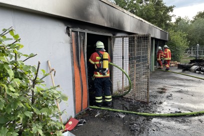 Markgroenningen: Brand von Lager der Grundschule 