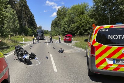 Rutesheim-Perouse: Motorradfahrerin bei schwerem Unfall toedlich verletzt