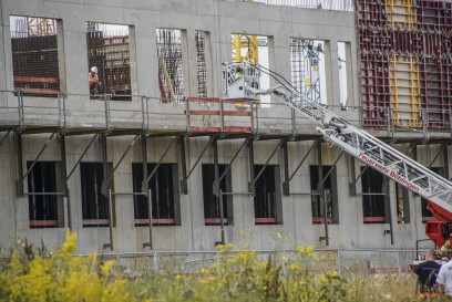 Boeblingen: Arbeiter stuerzt mehrere auf Flugfeldklinikumbaustelle ab