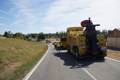 Herrenberg-Haslach: Traktor mit Guelleanhaenger umgekippt