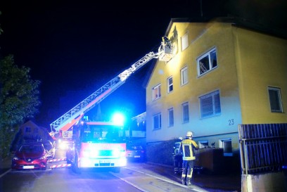  Sindelfingen: Zwei Verletzte nach Kuechenbrand