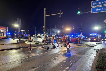 Leonberg: Verkehrsunfall fordert eine schwer Verletzte Person diese kommt mit Rettungshubschrauber in ein Krankenhaus.