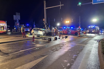 Leonberg: Verkehrsunfall fordert eine schwer Verletzte Person diese kommt mit Rettungshubschrauber in ein Krankenhaus.