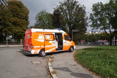 Sindelfingen: Brennender Tisch loest Grosseinsatz im Hochhaus aus