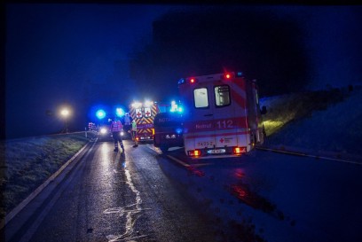 Weil der Stadt: Zwei Personen bei schwerem Unfall am Samstagabend verletzt
