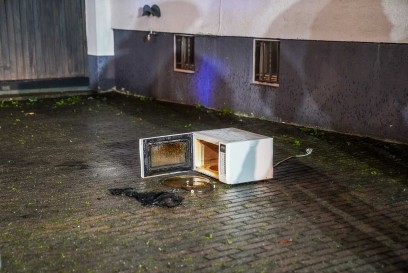 Ostfildern-Nellingen: Nachthemd in Mikrowelle loest Feuerwehreinsatz aus