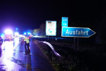 Kirchheim A8: Schwerer Unfall mit vier Verletzten - teilweise Vollsperrung