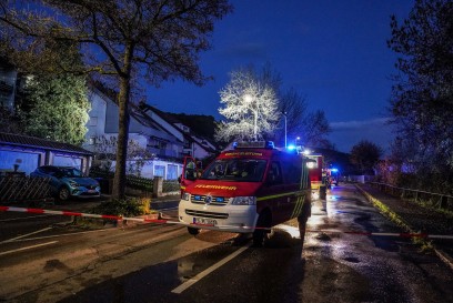 Plochingen: Zimmerbrand in Mehrfamilienhaus fordert zwei Verletzte