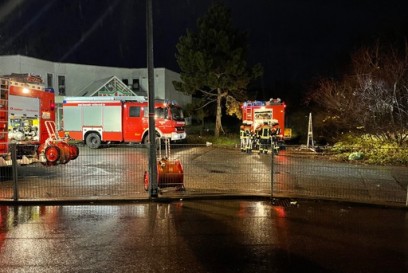 Weil der Stadt: Rauchentwicklung in leer stehendem Industriegebaeude