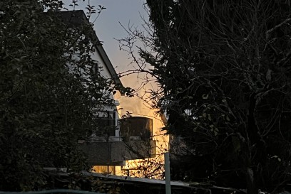 Brand eines Anbaues eines Mehrfamilienhauses