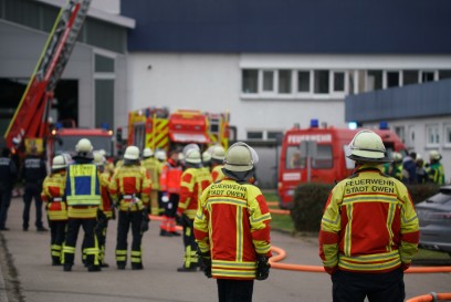 Dettingen: Brand einer Tiefenbohrmaschine in einer Produktionshalle