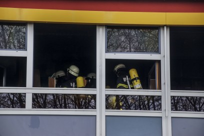 Sindelfingen: Brand im Hort der Sommerhofenschule sorgt fuer Grosseinsatz der Feuerwehr
