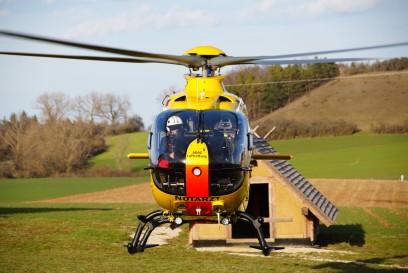 Bopfingen: Zwei Maenner bei Arbeitsunfall schwer verletzt- Rettungshubschrauber im Einsatz