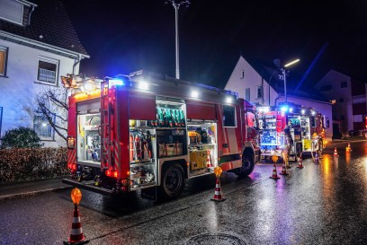 Esslingen-Hegensberg: Blitzeinschlag loest Feuerwehreinsatz aus