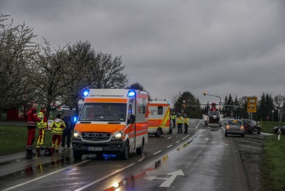 Sindelfingen: PKW und Motorrad kollidieren - Rettungshubschrauber im Einsatz