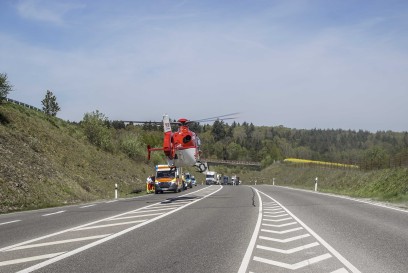 Magstadt: 17-jaehrige Motorradfahrerin bei Sturz schwer verletzt