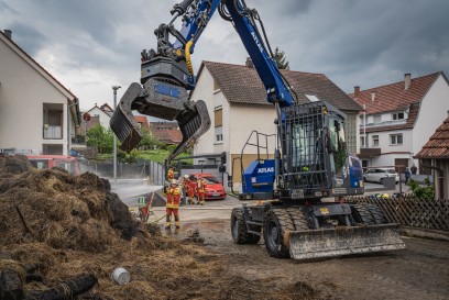 Filderstadt: Aelteres Gebaeude brennt Vollstaendig aus- Feuerwehren im Grosseinsatz