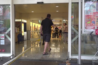 Goeppingen: Unwetterzelle ueber dem Stadtgebiet - Feuerwehr im Einsatz