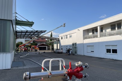 Hemmingen: Brand in Firma fuer Haertetechnik