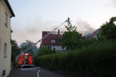 Esslingen: Dachstuhlbrand bei Kindergarten- Gluecklicherweise zu spaeter Stunde
