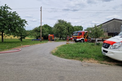Leonberg-Hoefingen: Person kollabiert nach Schuppenbrand