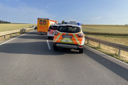 Oberjettingen: Frontalzusammenstoss auf Kreisstasse zwischen Oberjettingen und Sulz - Rettungshubschrauber im Einsatz