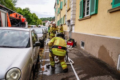 Esslingen-Pliensauvorstadt: Kueche brannte in Mehrfamilienhaus