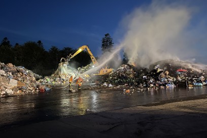 Altensteig-Walddorf: Brennender Restmuell in Entsorgungsanlage Altensteig-Walddorf