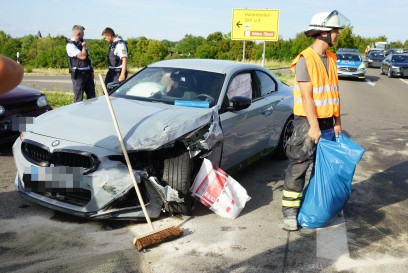 Zell unter Aichelberg: Unfall beim Abbiegen Am Donnerstag entstand bei einem Unfall bei Zell unter Aichelberg hoher Sachschaden