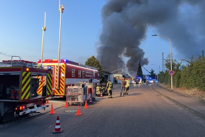 Lauffen: Grossbrand zerstoert Firma 