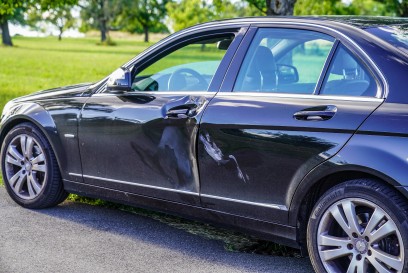 Baltmannsweiler: Radfahrer schwer verletzt