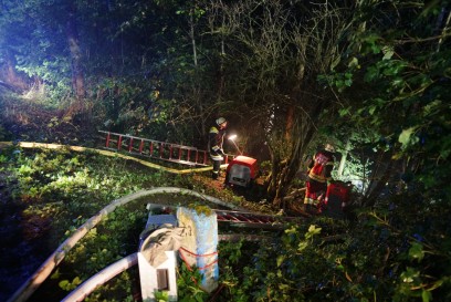 Wendlingen: Reithalle steht im Vollbrand