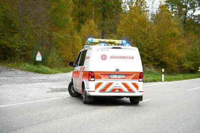 Weil im Schoenbuch: PKW Fahrer erleidet  Herzinfarkt am Steuer-Beifahrerin verhindert  schlimmeres
