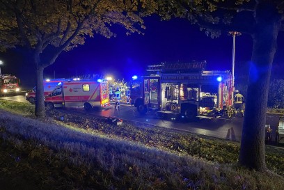 Weil der Stadt: Fahrer wird aus PKW geschleudert und verstirbt an der Unfallstelle