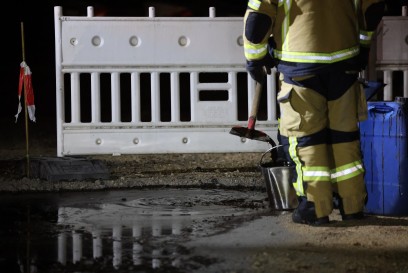Wendlingen: Auslaufender Haftkleber verursacht Vollsperrung der L1250