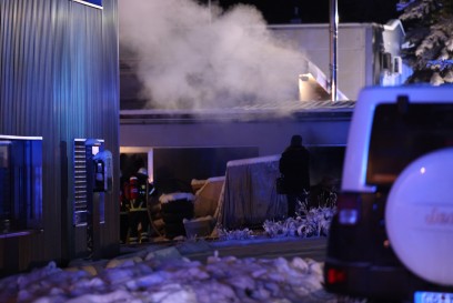 Eschenbach: Garagenbrand fuehrt zu Grosseinsatz der Feuerwehr