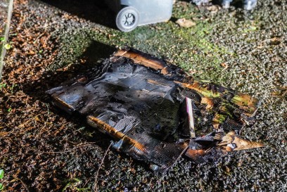 Welzheim: Muelltonnen in Muellunterstand in Flammen