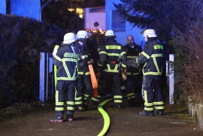 Goeppingen: Dieselaggregat an einem Wohnhaus faengt Feuer