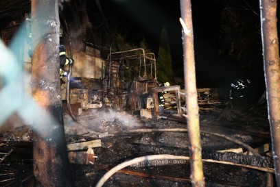 Suessen: Vollbrand einer Scheune am Ortsausgang Suessen Richtung Gruenen Berg 