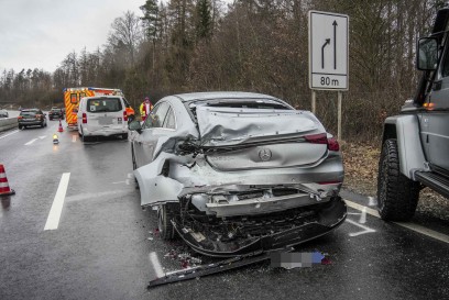 Boeblingen: Auffahrunfall auf der B464 mit hohem Schaden